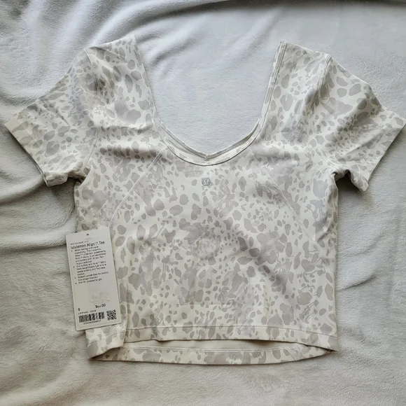 Lululemon Align Tee - Picture 4 of 7